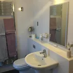 Hh
